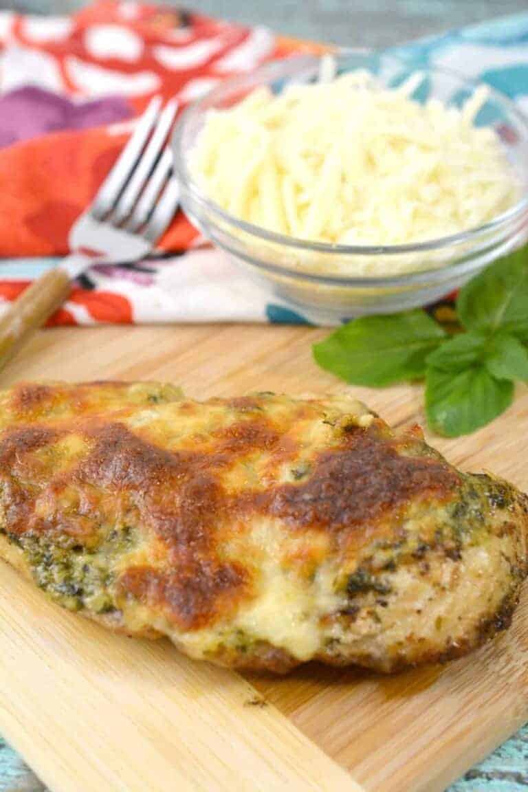 Keto Friendly Cheesy Pesto Chicken Everyday Ketogenic