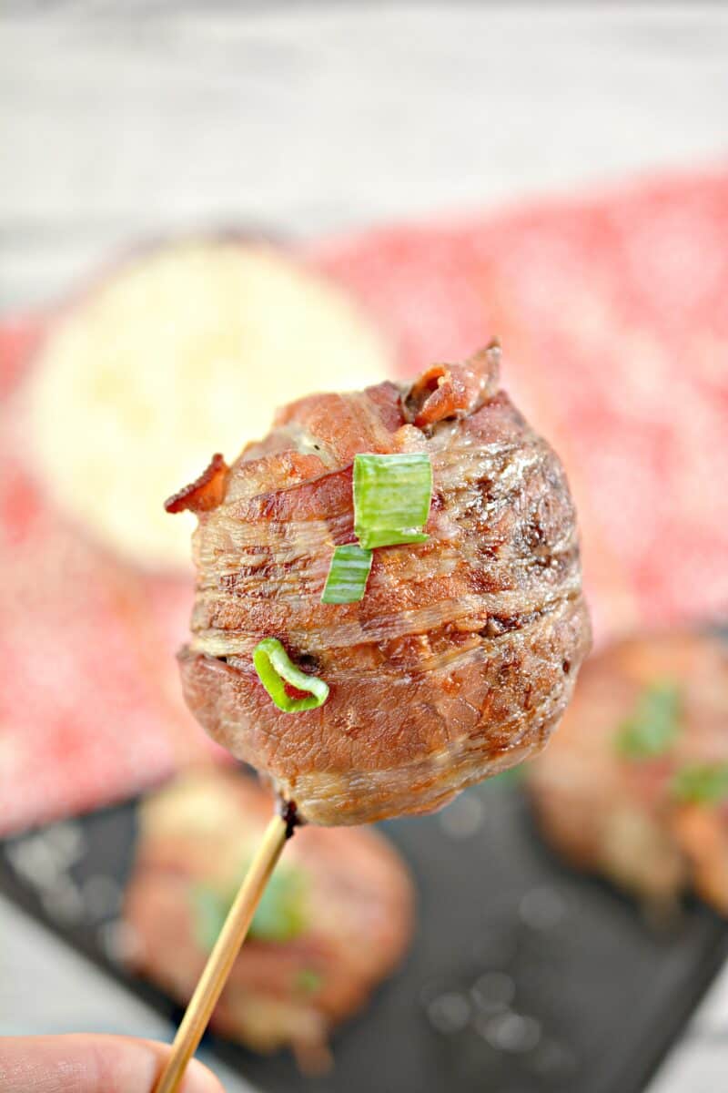 Bacon wrapped burger recipe: Cheese Stuffed burgers - Everyday Ketogenic
