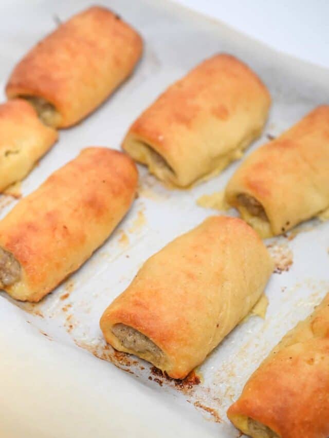 Keto lunch ideas Best keto friendly sausage rolls Everyday Ketogenic