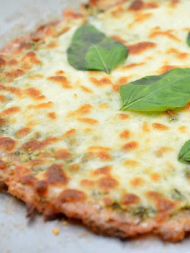 pesto chicken crust pizza ready to eat