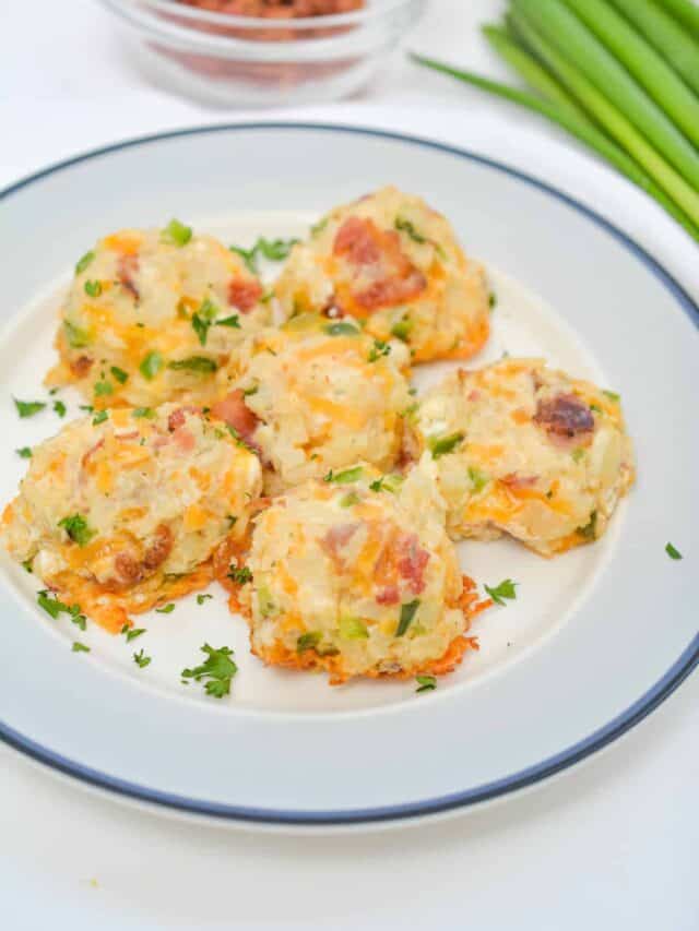 keto cauliflower rice recipe on a plate