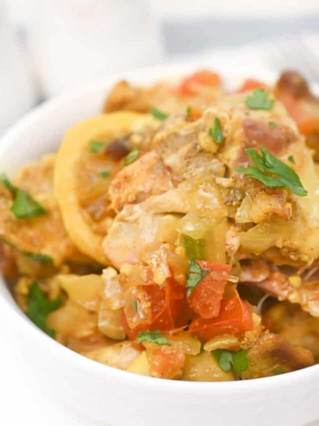 keto crockpot chicken thighs in white bowl