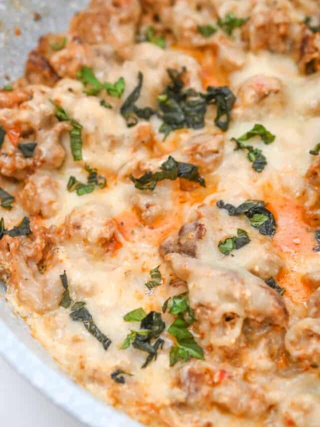 keto lasagna in skillet