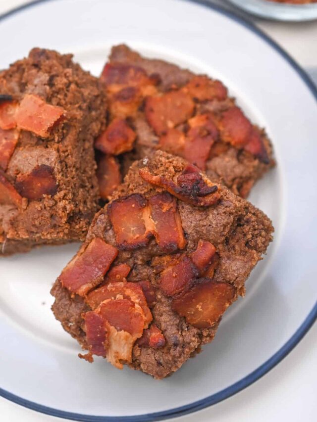 delicious-low-carb-bacon-brownies-story-everyday-ketogenic