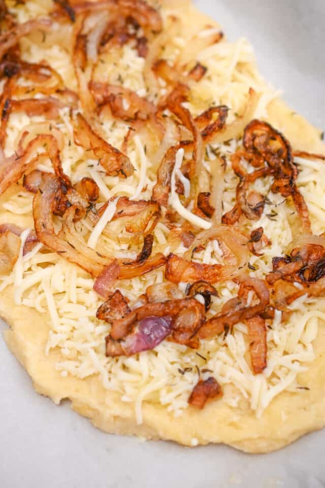 Low carb flatbread recipe - Easy Keto Flatbread - Everyday Ketogenic