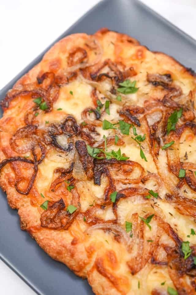 Low carb flatbread recipe - Easy Keto Flatbread - Everyday Ketogenic