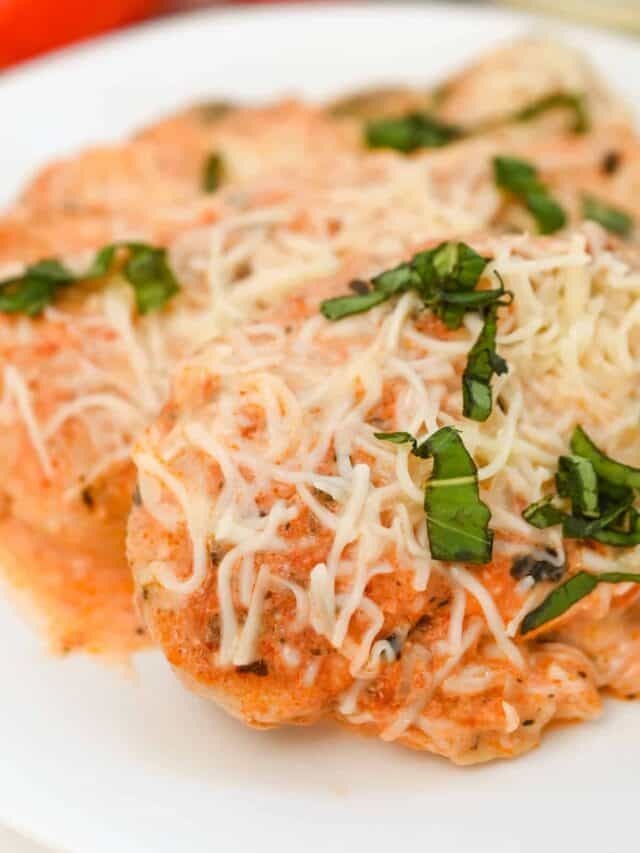 Plated Keto Crockpot Alfredo Chicken