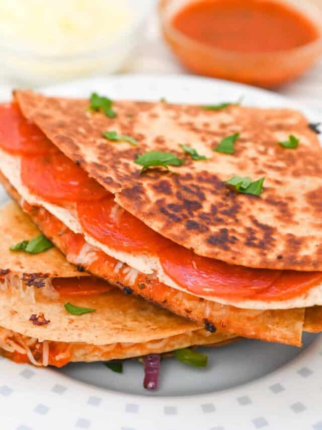 Keto Pepperoni Pizza Quesadilla Everyday Ketogenic