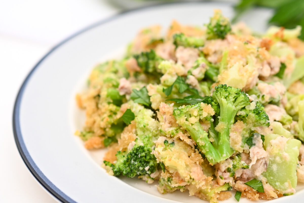 Easy Keto Tuna Broccoli Casserole (Low Carb Recipe) Everyday Ketogenic